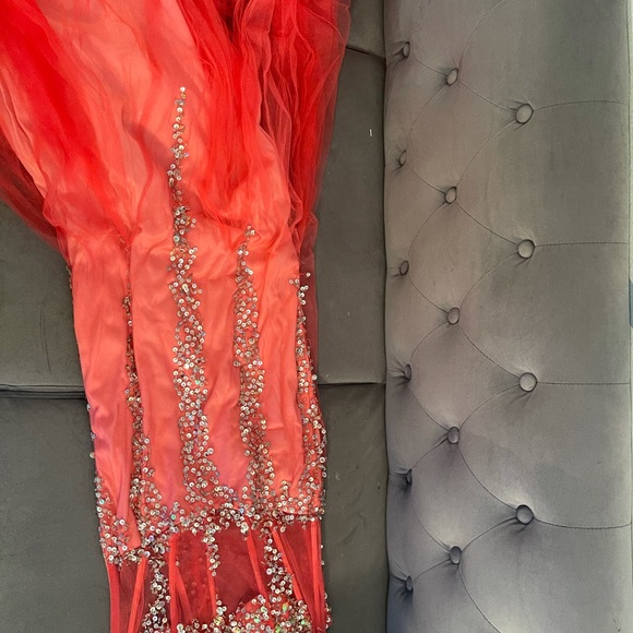 Only worn once - Picture 5 of 6